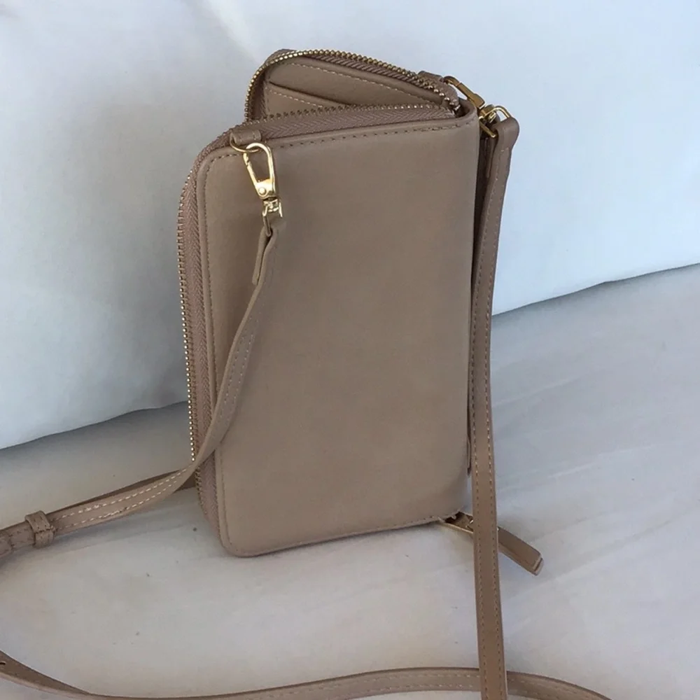 Beige Phone Case/Wallet Crossbody NWOT - Picture 4 of 7